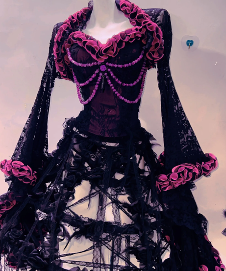 Enchanting Black & Pink Gothic 3-Piece Set: Corset, Ruffled Skirt & Lace Shrug - Perfect for Halloween & Fall Events
