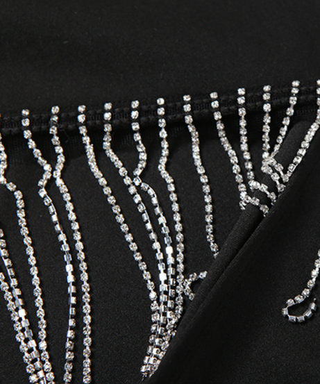 Effortless Glam: Black Fringe V-Neck Midi Dress for Holiday Parties & New Year's Eve