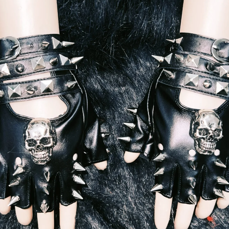 Halloween Edge: Spiked Skull Fingerless Gloves for Women - Goth Punk Rock Chic
