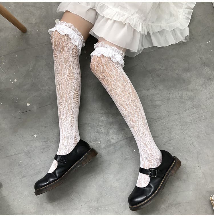 Enchanting White Lace Thigh-High Stockings – Delicate Ruffle Trim for Autumn & Halloween Chic
