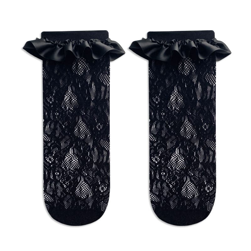 Dainty Lace Ruffle Ankle Socks for Fall | Vintage Chic & Cozy Autumn Style