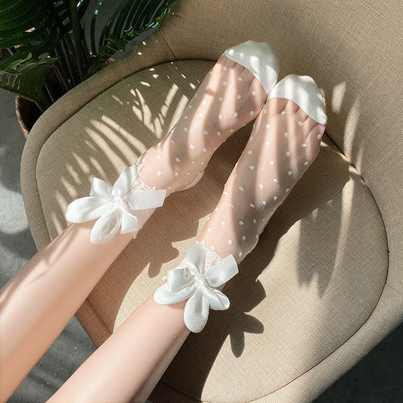 Chic Polka Dot Sheer Ankle Socks with Dainty Bows - Elevate Your Fall & Halloween Style