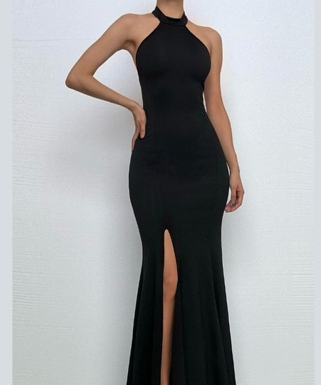 Effortless Glamour: Black Halter Mermaid Maxi Dress with High Slit – Your Go-To for Fall & Holiday Galas
