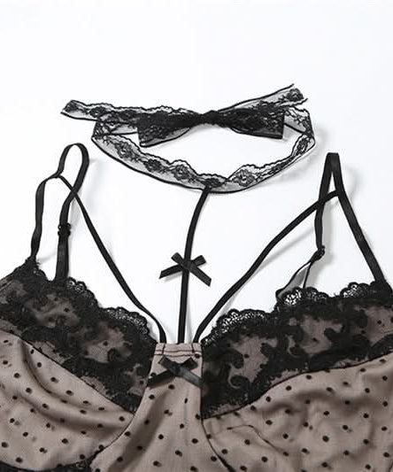Sultry Polka Dot & Lace Cami Top with Detachable Choker - Perfect for Fall Date Nights