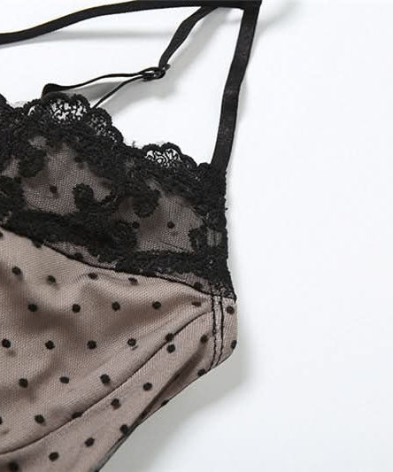 Sultry Polka Dot & Lace Cami Top with Detachable Choker - Perfect for Fall Date Nights