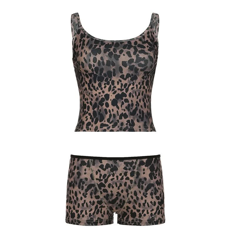 Wildly Comfortable: Chic Leopard Print Ribbed Loungewear Set - Perfect for Cozy Fall Nights