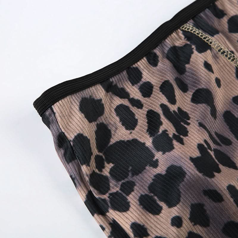 Wildly Comfortable: Chic Leopard Print Ribbed Loungewear Set - Perfect for Cozy Fall Nights