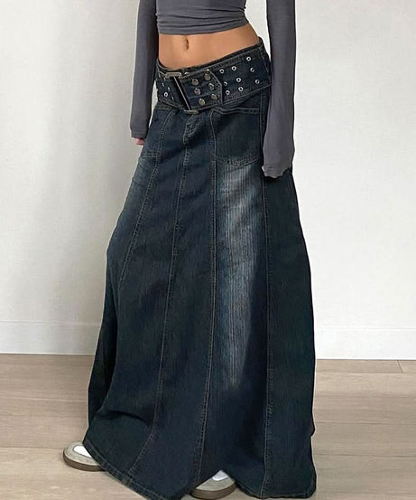 Y2K Revival Dark Wash Denim Maxi Skirt with Statement Studded Belt – Fall 2025 Must-Have