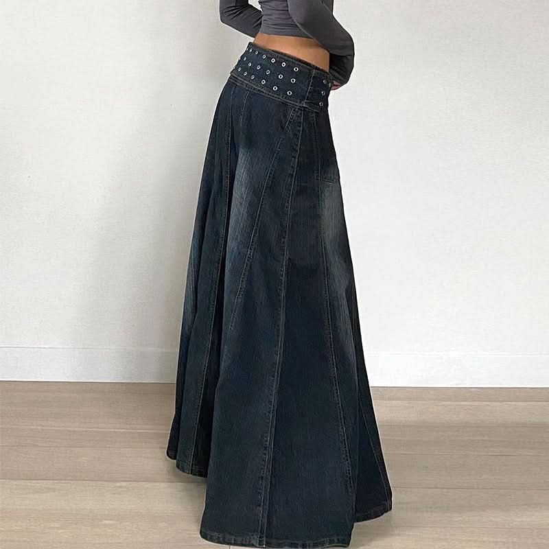 Y2K Revival Dark Wash Denim Maxi Skirt with Statement Studded Belt – Fall 2025 Must-Have