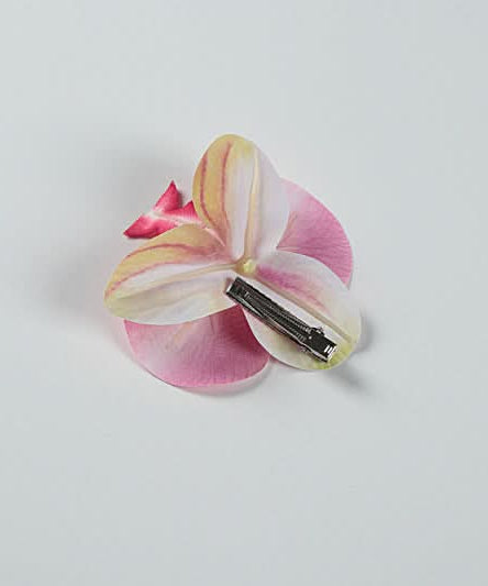 Y2K White Halter Cutout Mini Dress - Daring Floral Accent for Winter Sun Getaways & Party Nights