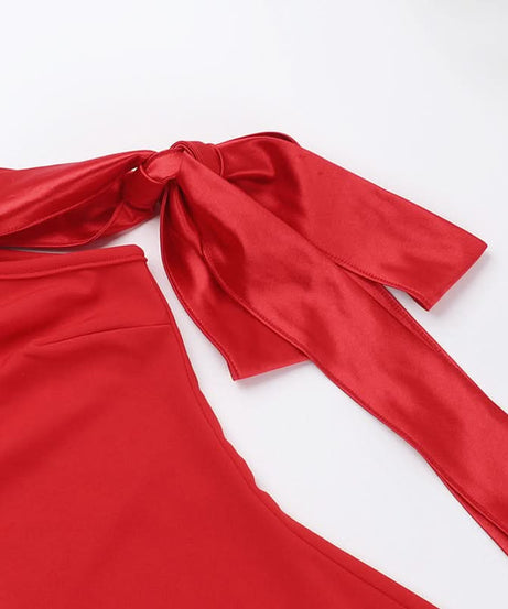 Scarlet Siren: Elegant One-Shoulder High Slit Maxi Dress – Your Glamorous Pick for Fall & Holiday Events