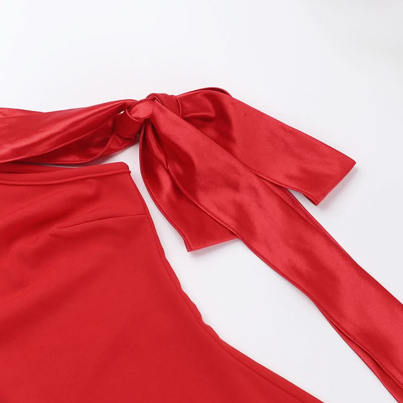 Scarlet Siren: Elegant One-Shoulder High Slit Maxi Dress – Your Glamorous Pick for Fall & Holiday Events