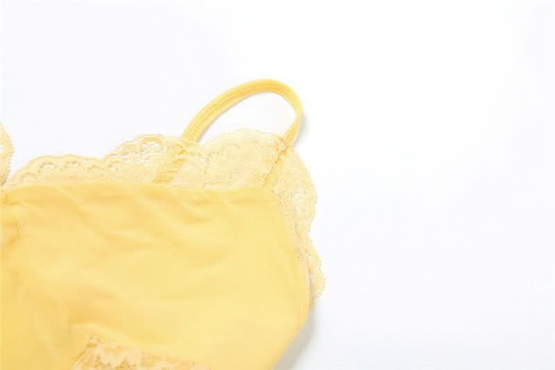 Delicate Buttercup Yellow Lace Cami Top | Chic V-Neck for Fall Layering & Lounging