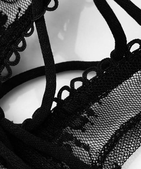 Seductive Black Lace Halter Cut-Out Jumpsuit - Perfect for Halloween & Daring Fall Nights