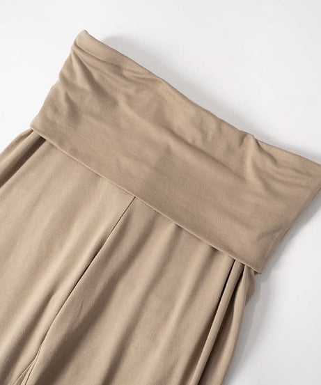 Effortless Fall Chic: Ruched Short Sleeve Top & High-Rise Flare Pants Set