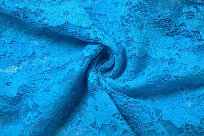 Head-Turning Azure Lace Halter Top - Trendy V-Neck Tie for Fall Nights & Y2K Style