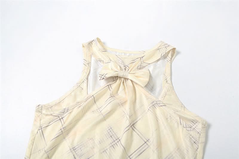 Modern Plaid Bowknot Cut-Out Tank Top - Chic Asymmetrical Fall Style for Women
