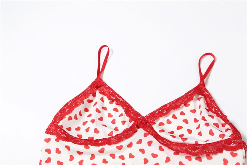 Cozy Sweetheart Lace Cami & Shorts Loungewear Set - Adorable Heart Print PJs for Fall Nights