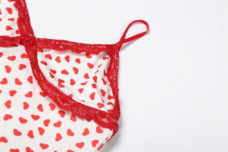 Cozy Sweetheart Lace Cami & Shorts Loungewear Set - Adorable Heart Print PJs for Fall Nights