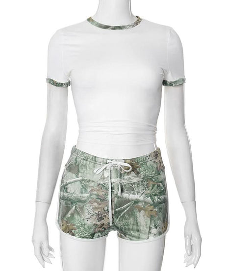 Effortless Fall Style: Women's Cozy Camo Crop Top & Drawstring Shorts Set