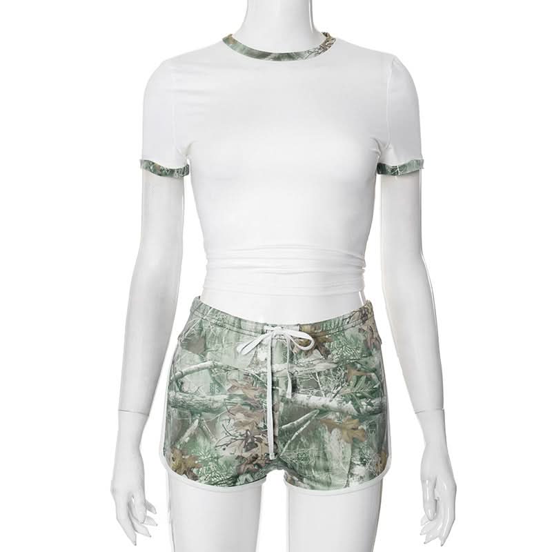 Effortless Fall Style: Women's Cozy Camo Crop Top & Drawstring Shorts Set
