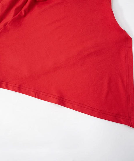 Effortless Fall Glam: Red Twisted Halter Top with Asymmetrical Hem – Your Go-To for Parties & Date Nights