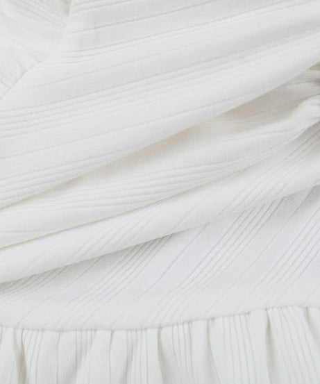 Dreamy White Knotted Tube Top & Ruffle Shorts Set - Your Ultimate Resort & Vacation Essential