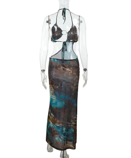 Destination Diva: O-Ring Halter Cut-Out Maxi Dress - Abstract Swirl Print for Resort Glam & Tropical Escapes
