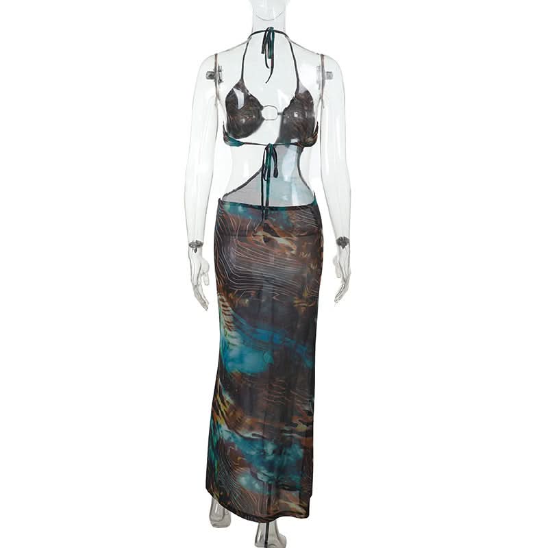 Destination Diva: O-Ring Halter Cut-Out Maxi Dress - Abstract Swirl Print for Resort Glam & Tropical Escapes