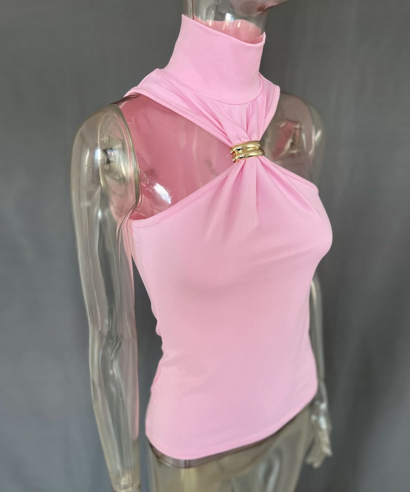 Glam Pink Mock Neck Halter Top with Gold Ring – Chic Fall & Holiday Statement