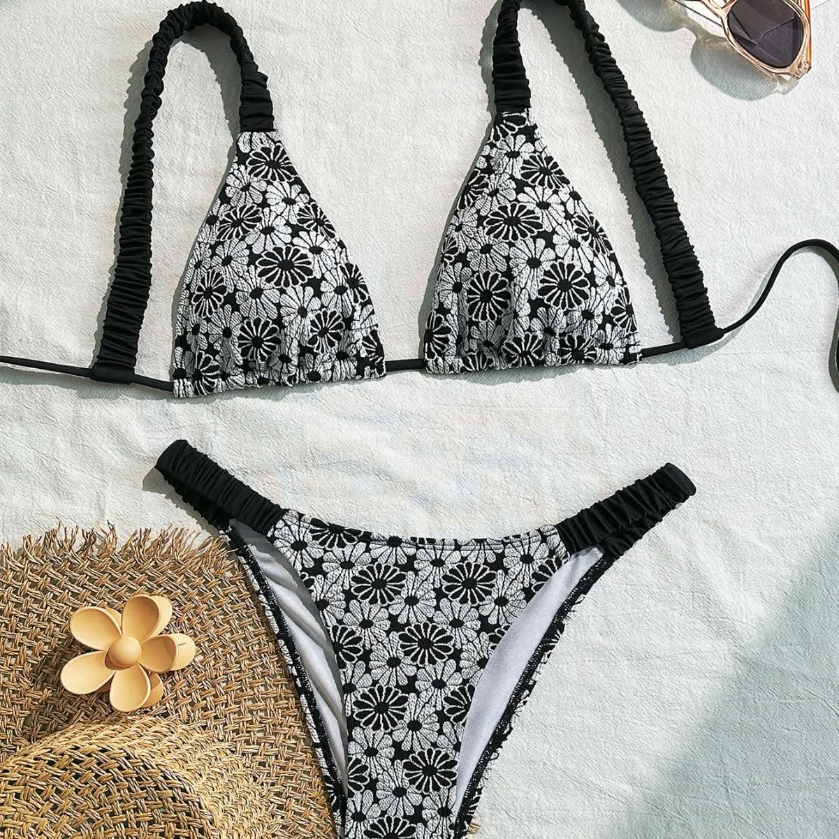 Monochrome Daisy Print Bikini Set - Chic Self-Tie Triangle Top & High-Cut Bottom for Your Fall Getaway