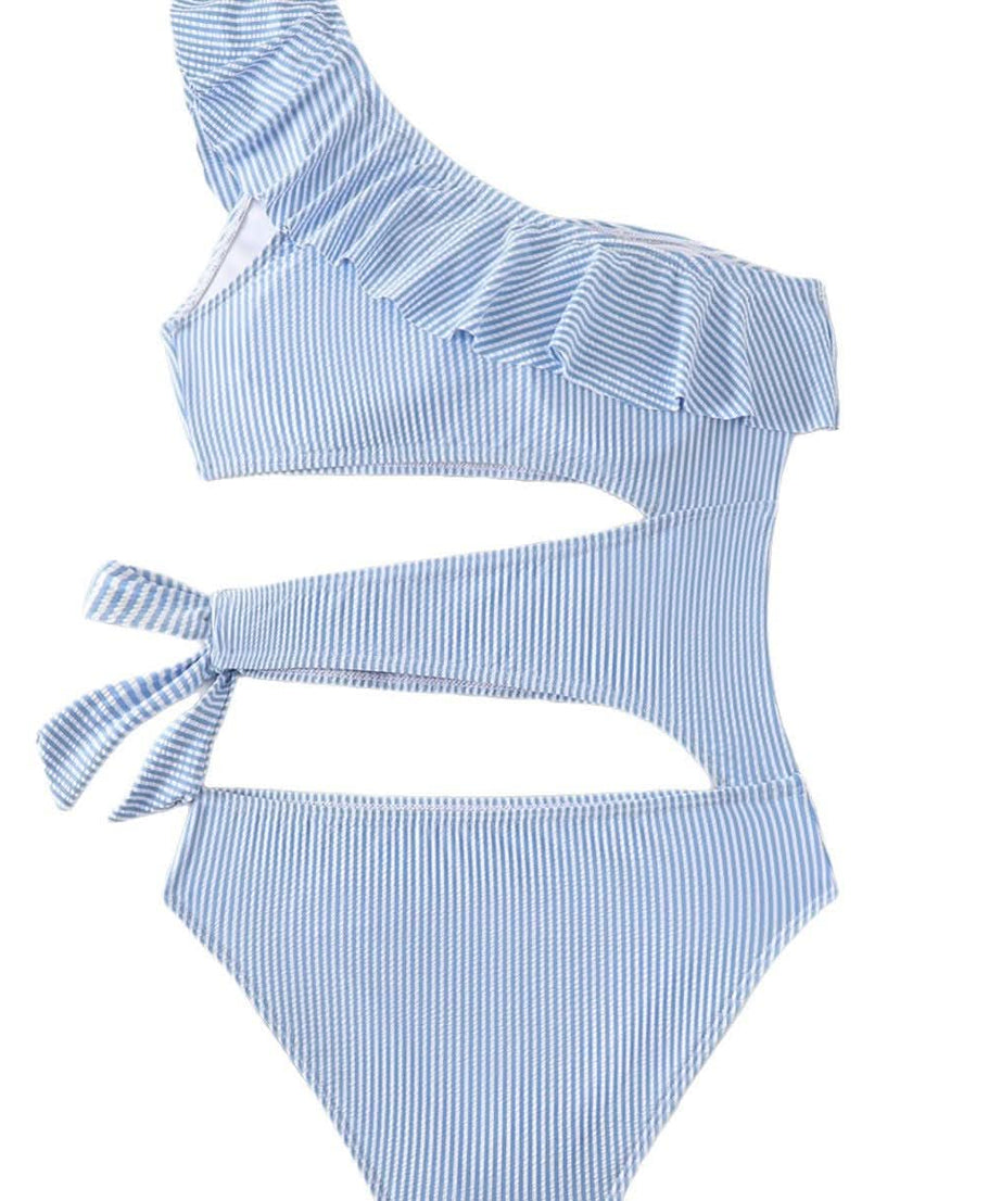 Women's Chic Striped One-Shoulder Cut-Out Swimsuit - Flattering Ruffles for Your Winter Escape