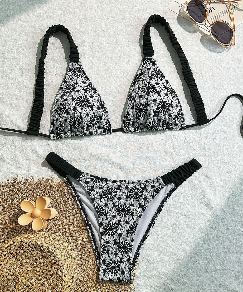 Monochrome Daisy Print Bikini Set - Chic Self-Tie Triangle Top & High-Cut Bottom for Your Fall Getaway