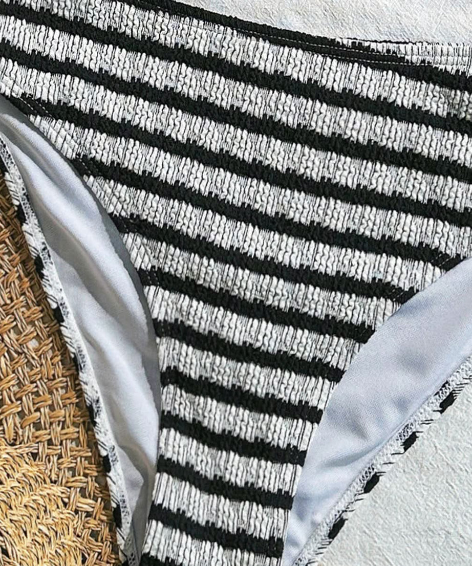 Chic Shirred Stripe Bikini Set - Vacation & Cruise Ready Two-Piece Swimsuit