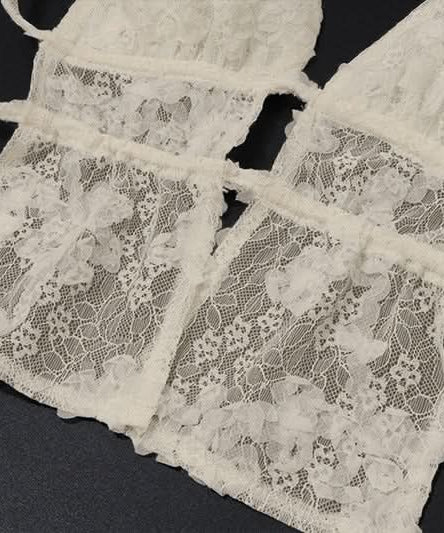 Chic Lace-Up Corset Cami Top - Sultry V-Neck for Fall & Holiday Glam