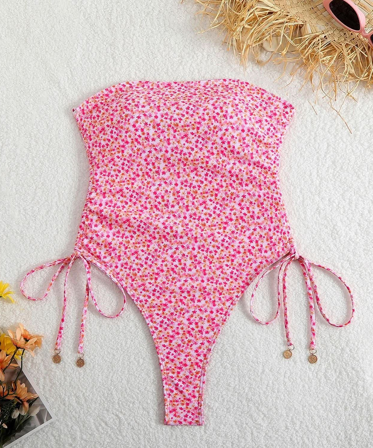 Dreaming of Sun? Chic Floral Strapless One-Piece Swimsuit with Adjustable Tie Sides - Your Perfect Winter Getaway Essential!