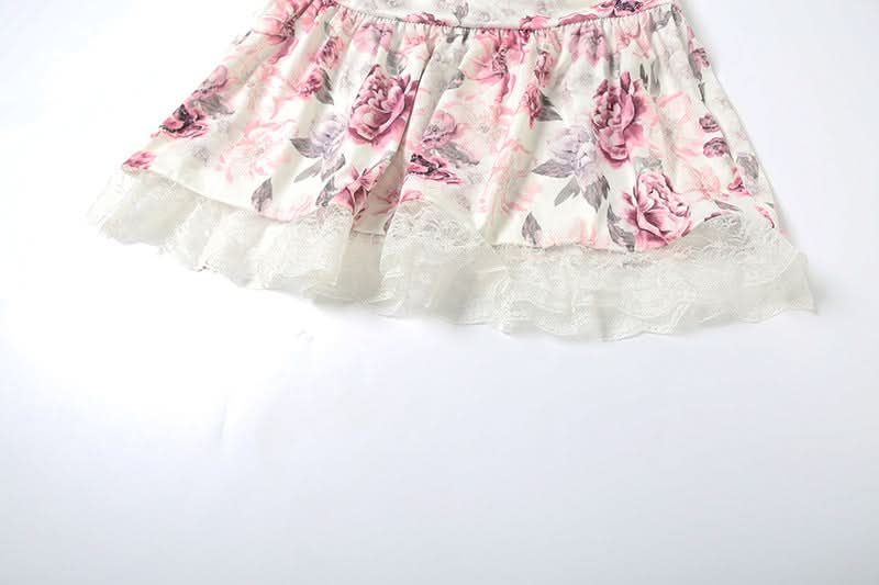 Autumn Bloom Floral Mini Skirt with Delicate Lace Hem | Ruched Comfort