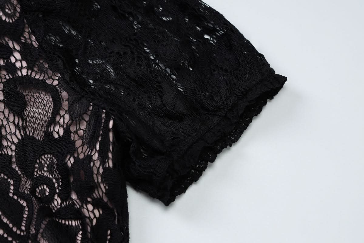 Romantic Lace Keyhole Mini Dress - Perfect for Fall Dates & Holiday Glam