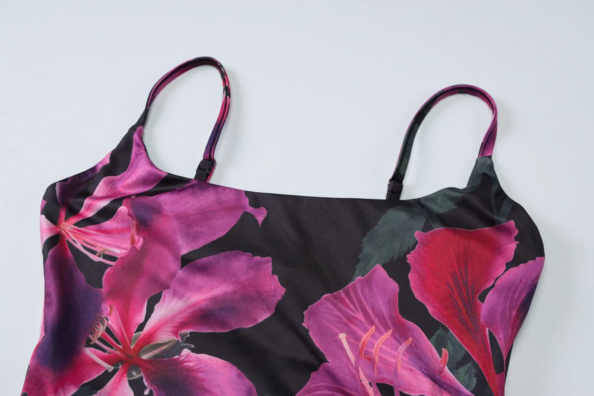 Vibrant Fuchsia Floral Maxi Dress - Your Chic Essential for Resort & Fall Getaways