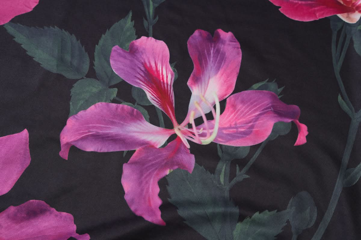 Vibrant Fuchsia Floral Maxi Dress - Your Chic Essential for Resort & Fall Getaways