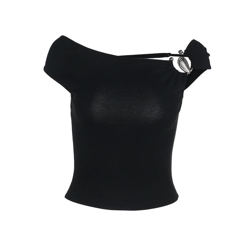 Chic Fall Edge: Asymmetric O-Ring Black Crop Top - Trendy One-Shoulder Statement for Women
