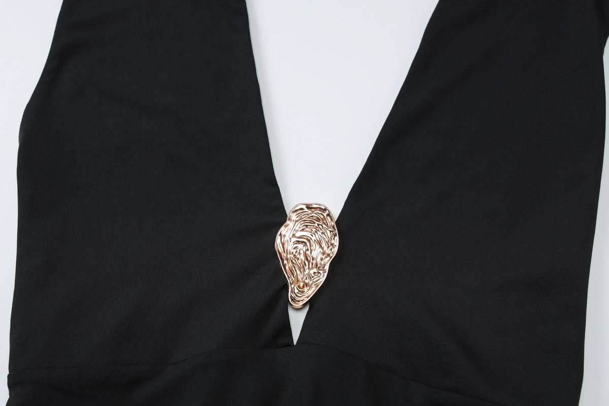 Elegant Black Halter Maxi Gown: Embellished V-Neck, Backless Design for Fall & Holiday Galas