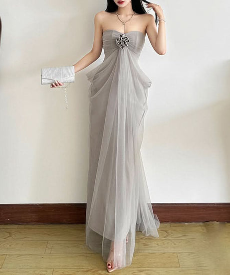 Elegant Strapless Mesh Maxi Dress with 3D Floral Appliqué – Your Go-To for Fall & Holiday Events