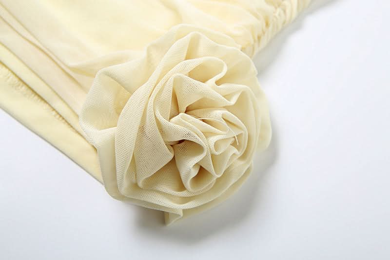 Effortless Glamour: Ruched Keyhole Bodycon Mini Dress for Fall Evenings & Holiday Parties