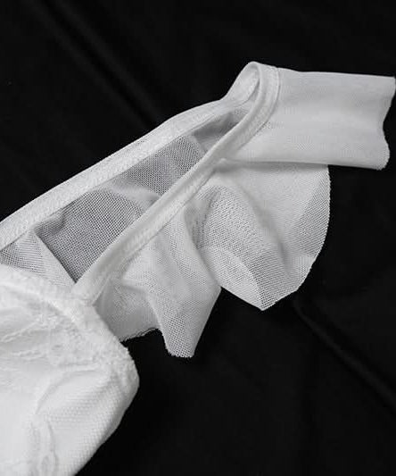 Dreamy Ruffle Lace High-Low Tunic Top - Ethereal Floral Appliqué for Fall Style