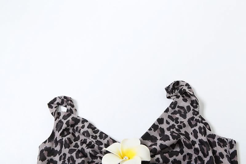 Chic Wild Bloom Leopard Print Strapless Bandeau Bikini Top – Your Fall & Winter Getaway Essential