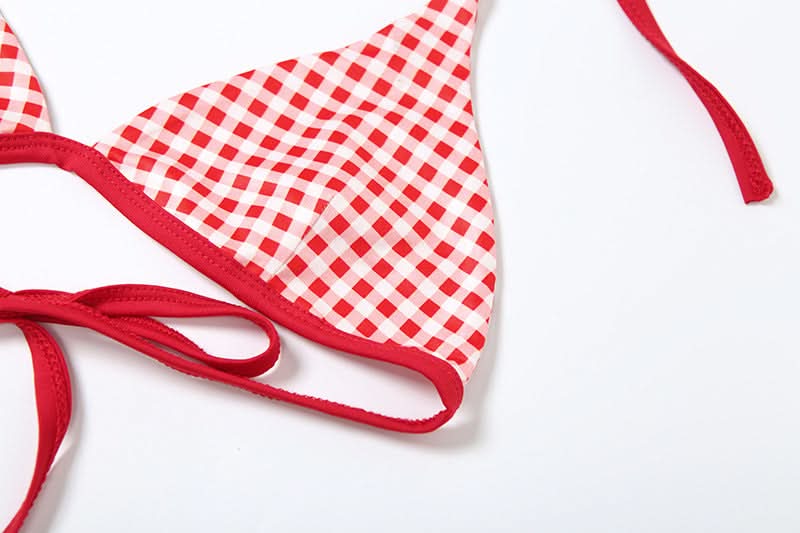 Autumn Chic: Red Ribbed Halter Tank & Gingham Bralette 2-Piece Set - Trendy Fall Layering Top