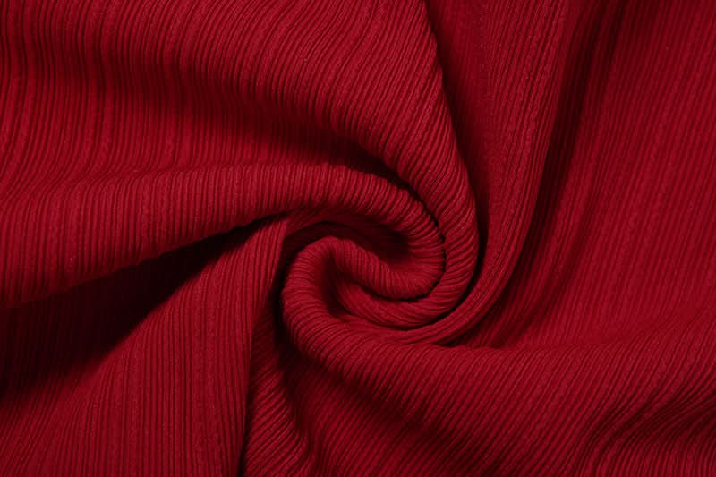 Autumn Chic: Red Ribbed Halter Tank & Gingham Bralette 2-Piece Set - Trendy Fall Layering Top