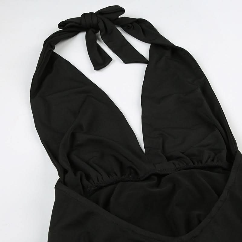 Effortless Elegance: Black Halter High-Low Dress with Sculpted Buckle – Fall & Holiday Ready