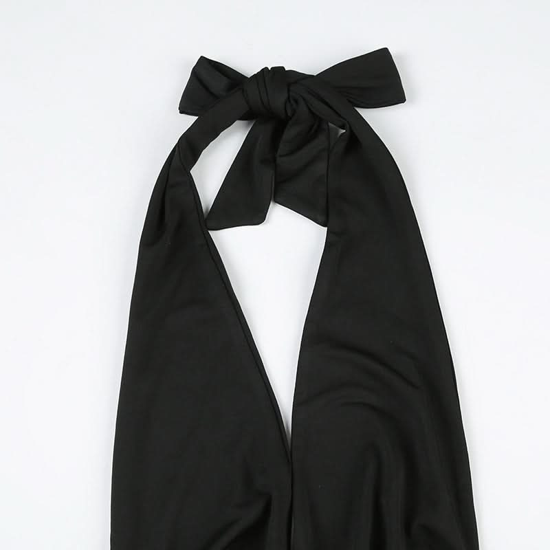 Effortless Elegance: Black Halter High-Low Dress with Sculpted Buckle – Fall & Holiday Ready